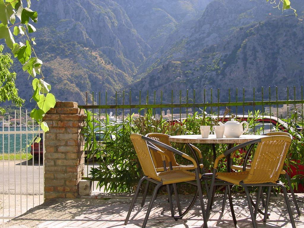 Apartment Mimosa Kotor Room photo