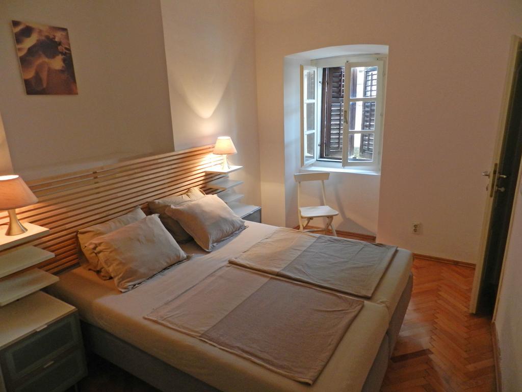 Apartment Mimosa Kotor Room photo